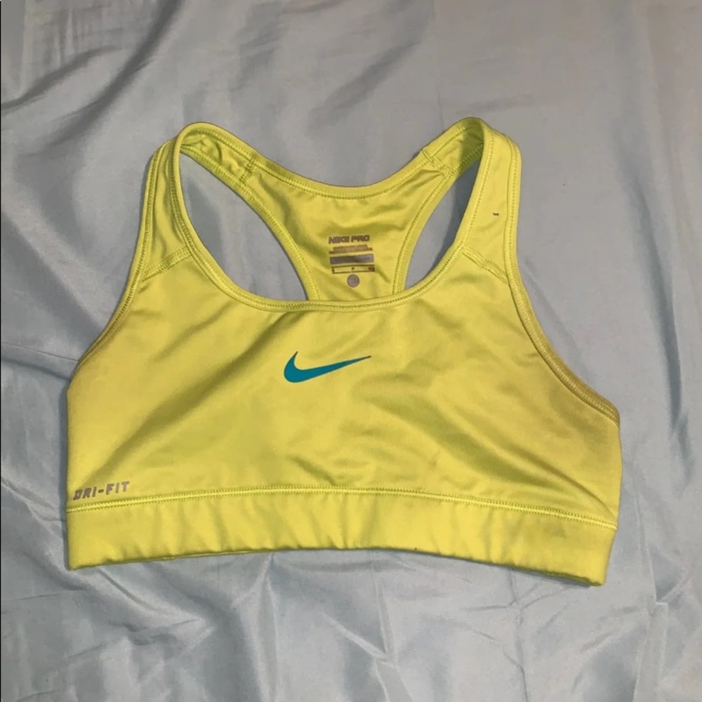 Sports bra